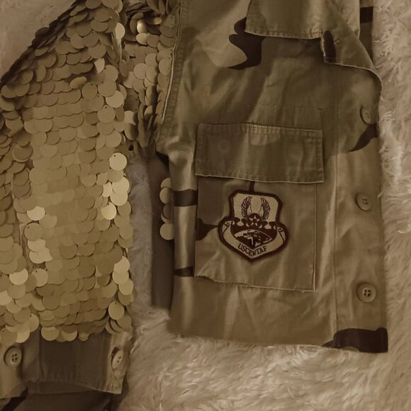 CAMO - Picture 8 of 9